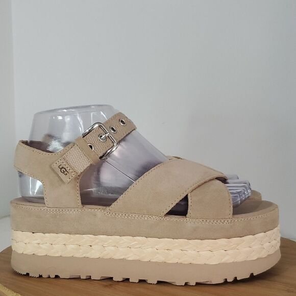 UGG Aubrey Suede Ankle Strap Platform Espadrille Sandal Beige Women's 7 NWOB - Picture 1 of 11